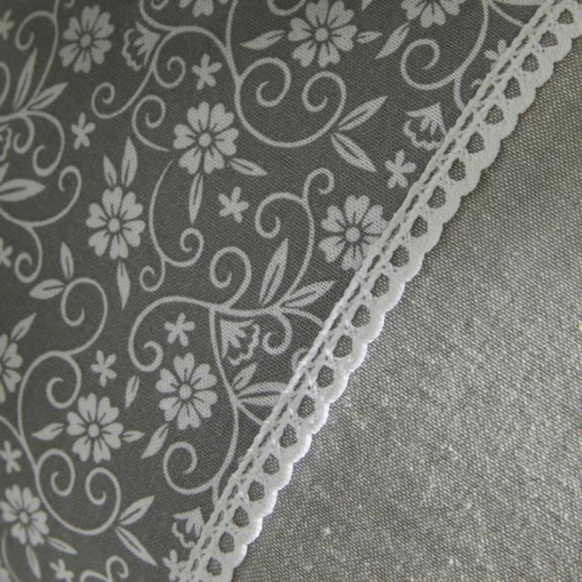 V5HBE47211DA59EBF5BD990F9CB2A68E5D3R6235142P3