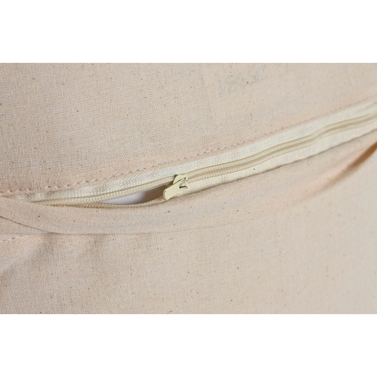 V7H70545BA835CCD4E5A527E83677E48553R6379156P4