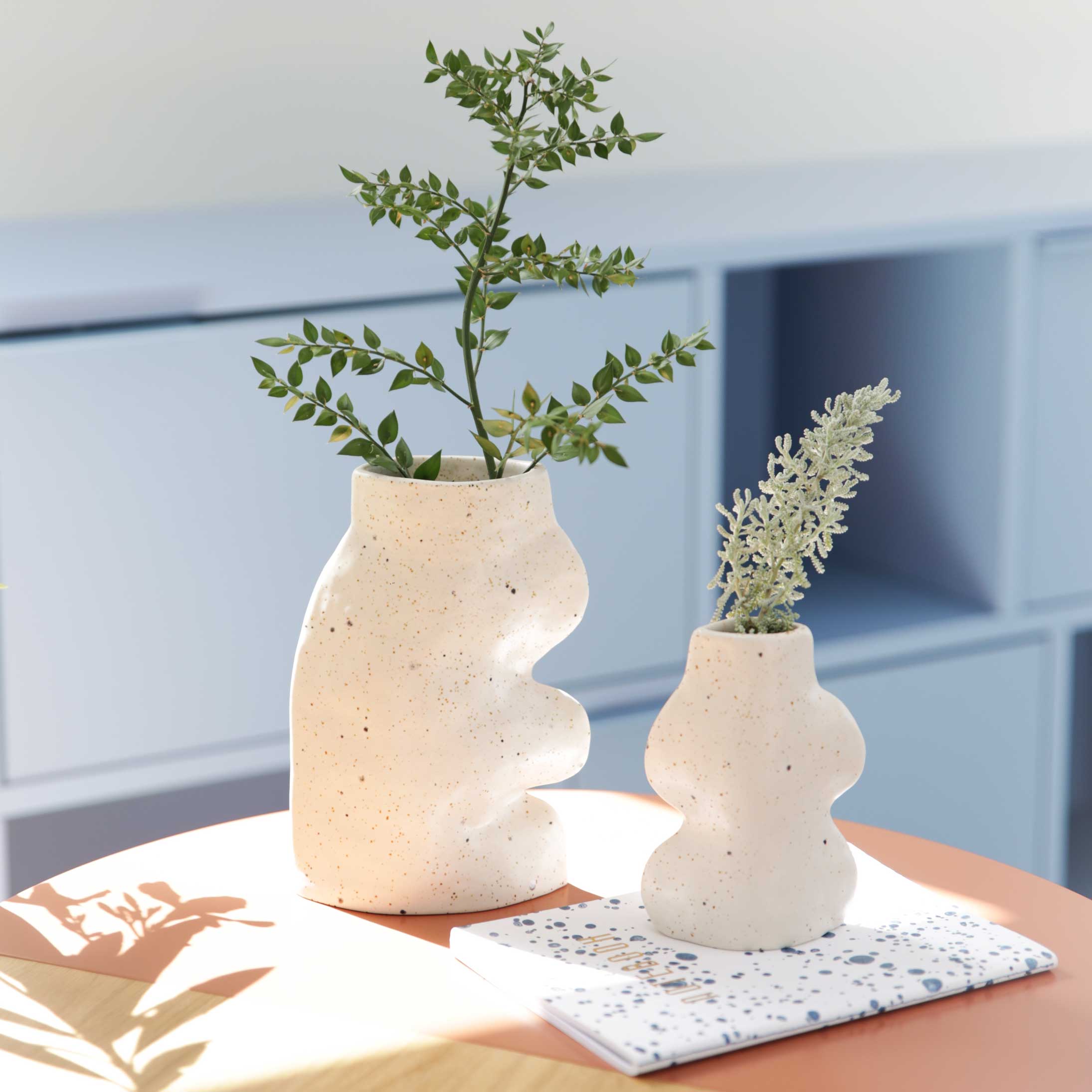 Vaso in ceramica Fluxo bianco – piccolo 14 cm